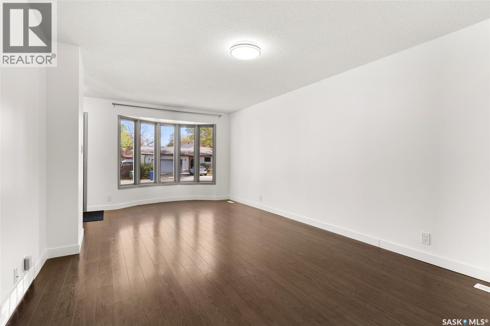 78 Spence Street, Regina, Saskatchewan  S4S 4H4 - Photo 4 - SK031442