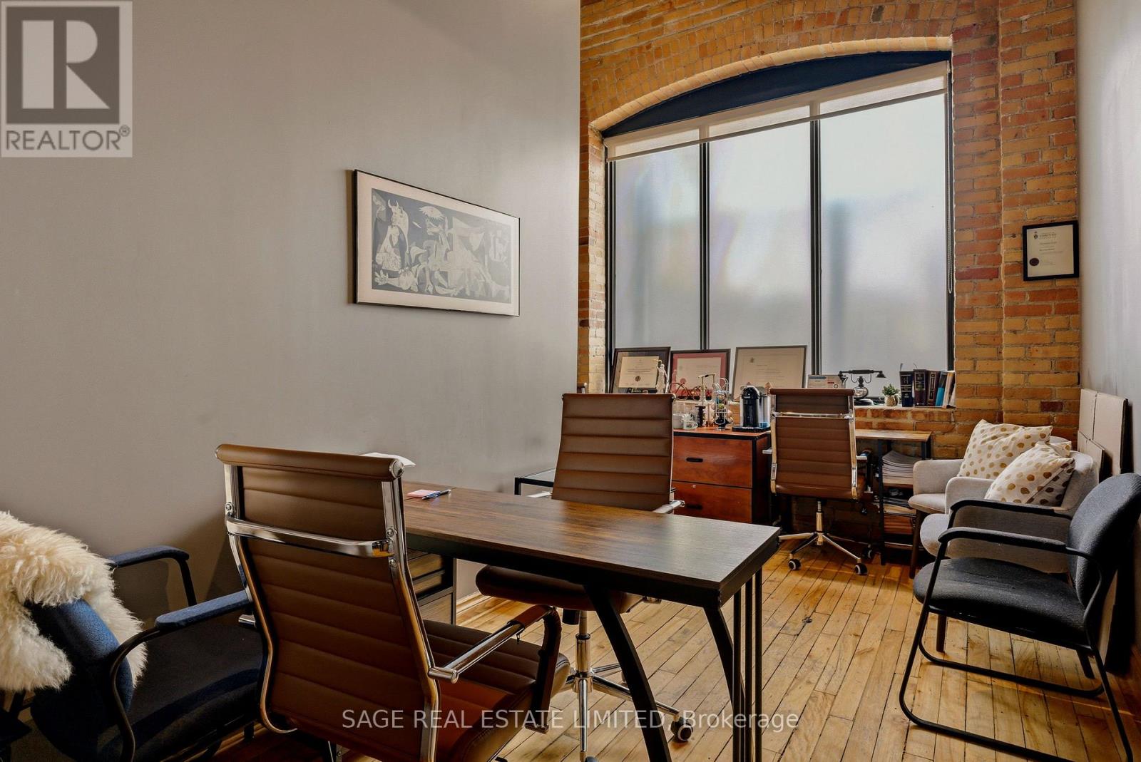 100x Street/track - 25 Morrow Avenue, Toronto (Roncesvalles), Ontario  M6R 2H9 - Photo 12 - W12929984