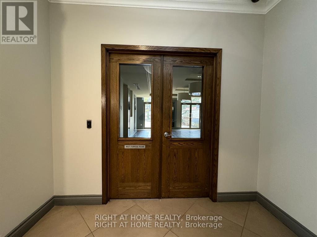 706 - 2379 Central Park Drive, Oakville, Ontario  L6H 0E3 - Photo 10 - W12930042