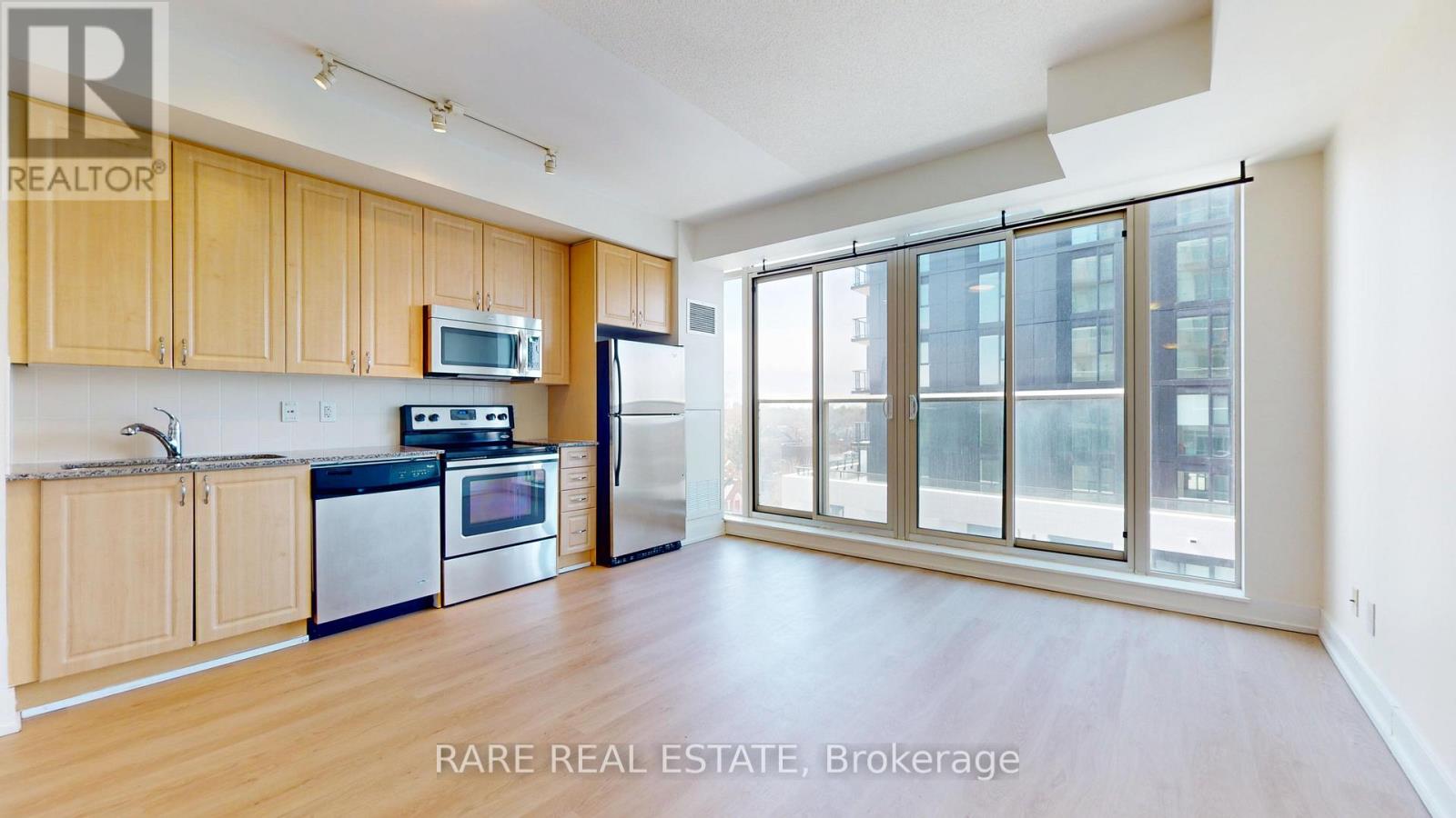 607 - 1638 Bloor Street W, Toronto, Ontario  M6P 0A6 - Photo 10 - W12930052