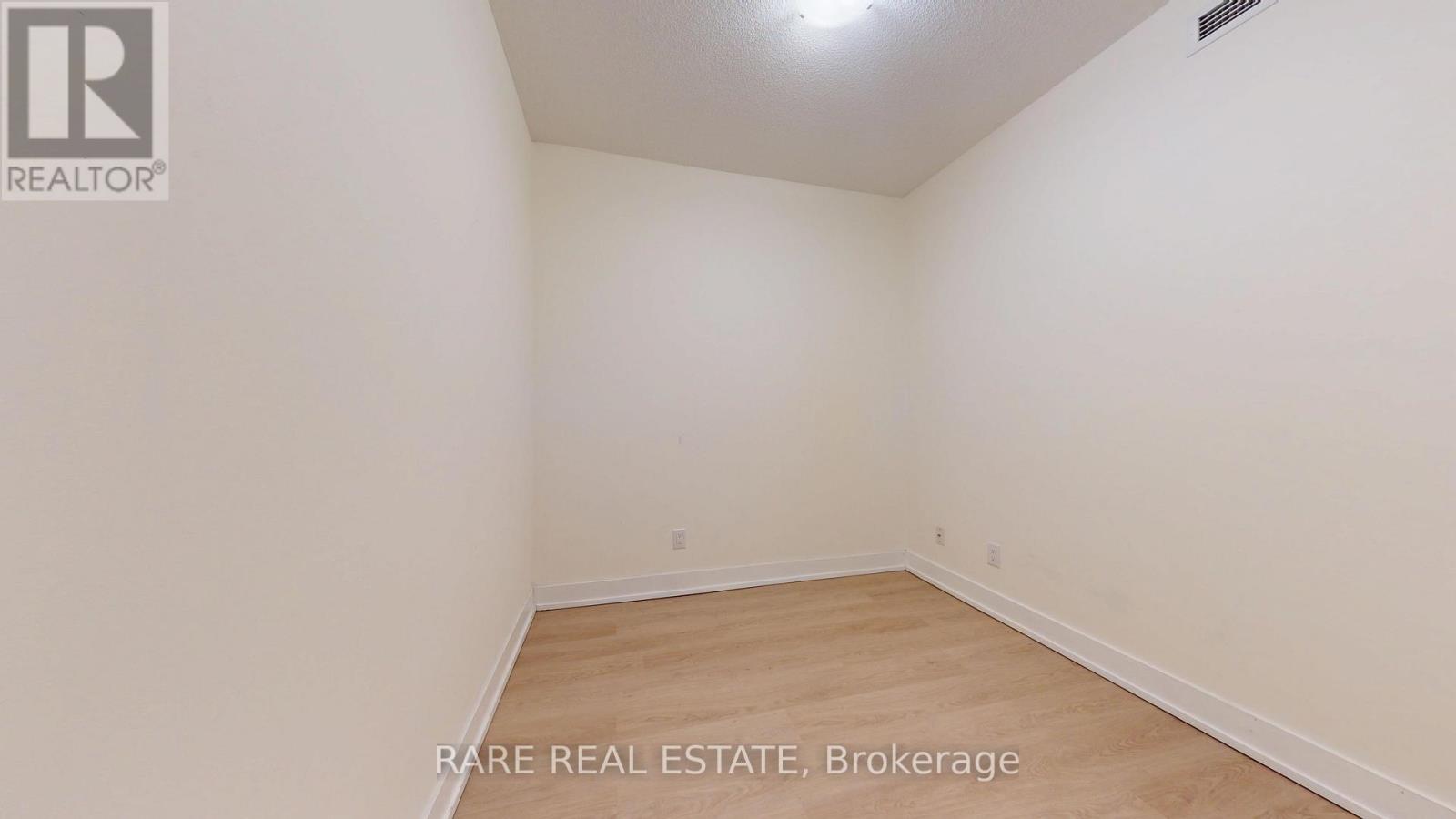 607 - 1638 Bloor Street W, Toronto, Ontario  M6P 0A6 - Photo 6 - W12930052