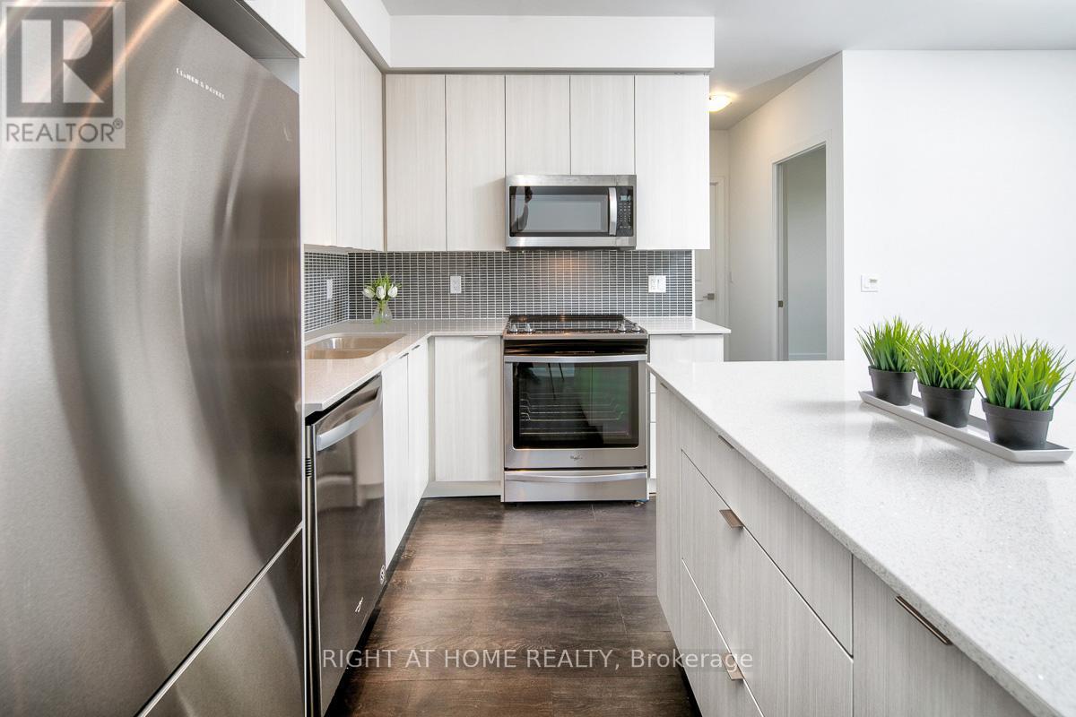 803 - 4655 Glen Erin Drive, Mississauga (Central Erin Mills), Ontario  L5M 0Z1 - Photo 3 - W12930102