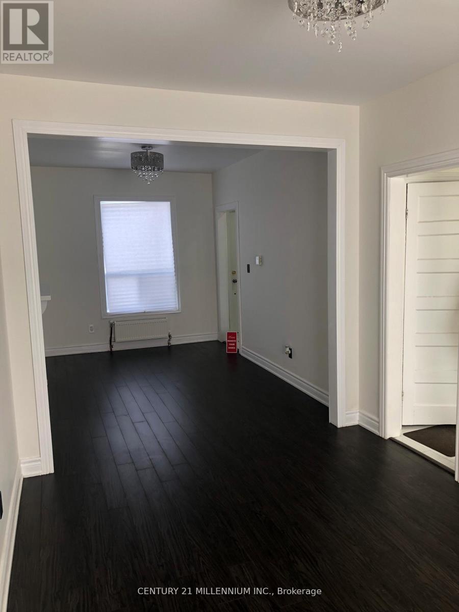 71 Clouston Avenue, Toronto (Weston), Ontario  M9N 1A8 - Photo 15 - W12930146