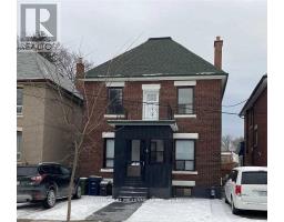 71 CLOUSTON AVENUE, Toronto, Ontario