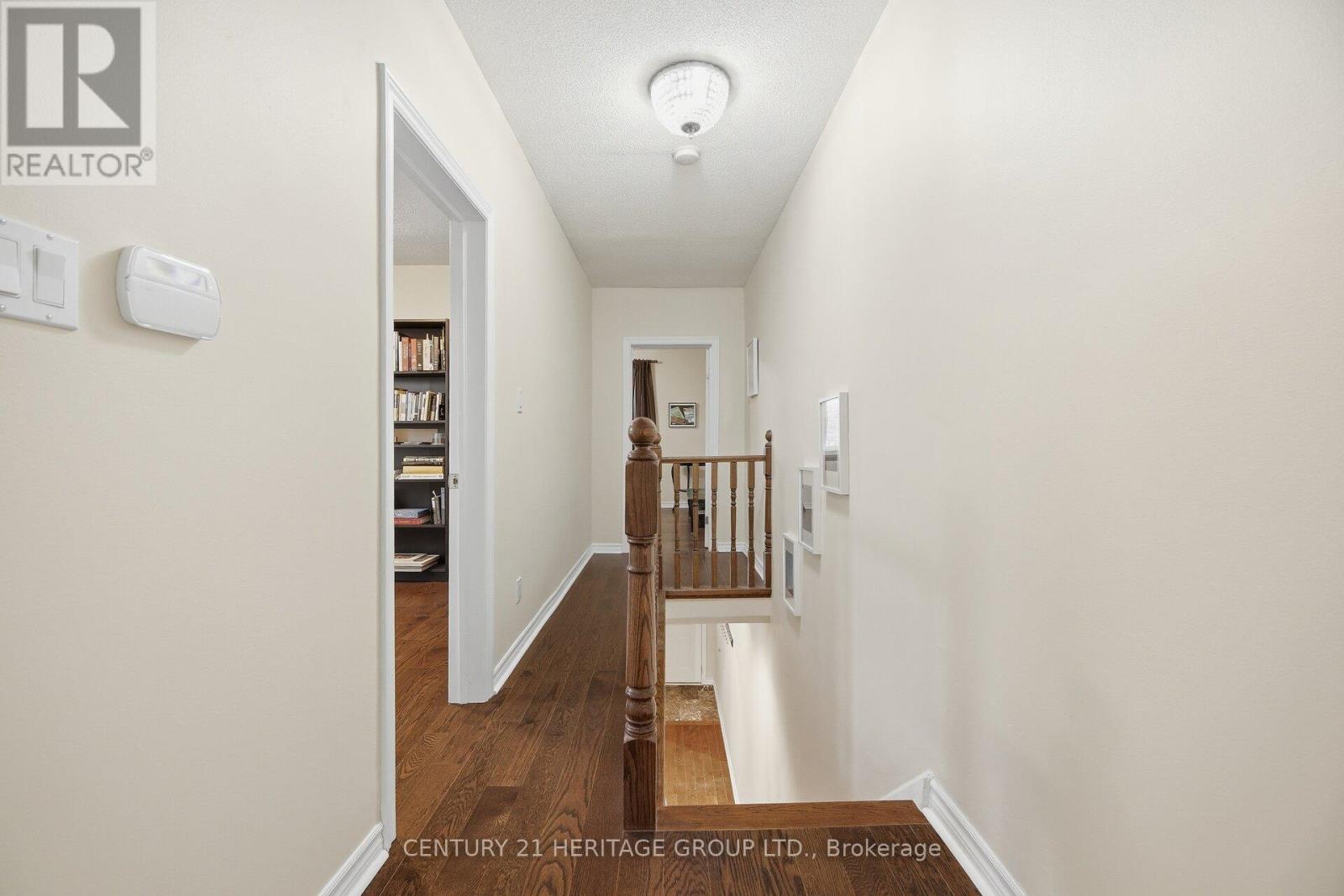 151 Perth Avenue, Toronto, Ontario  M6P 3X2 - Photo 15 - W12930160