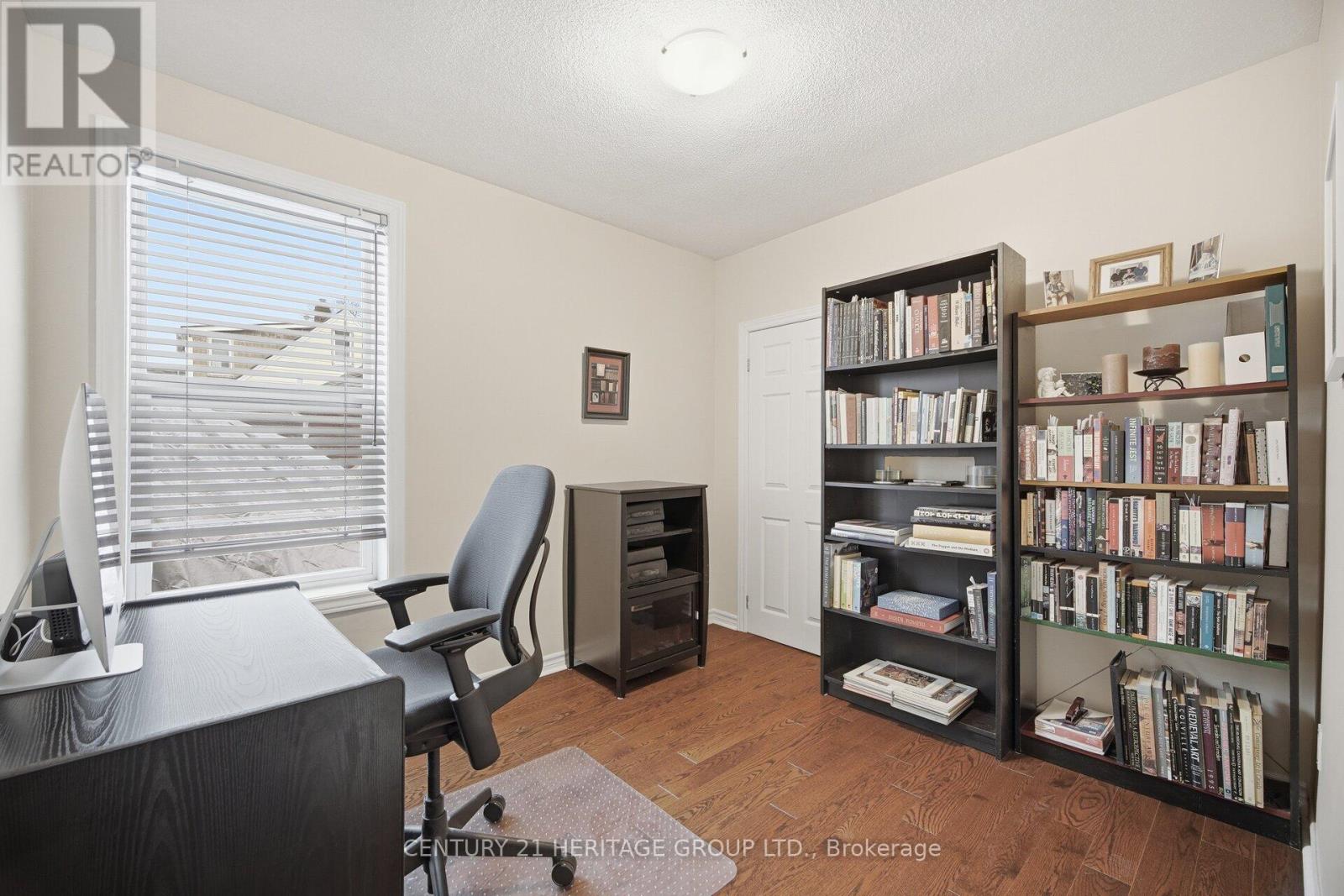 151 Perth Avenue, Toronto, Ontario  M6P 3X2 - Photo 19 - W12930160