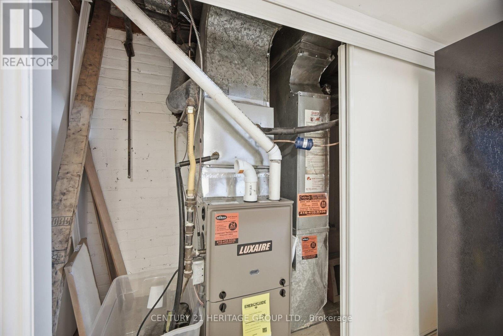 151 Perth Avenue, Toronto, Ontario  M6P 3X2 - Photo 31 - W12930160