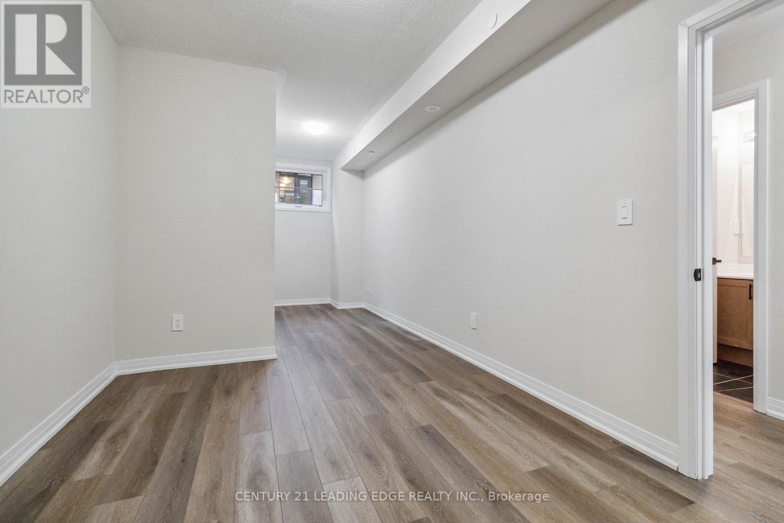 128 - 1569 Rose Way, Milton, Ontario  L9E 1N4 - Photo 22 - W12930168