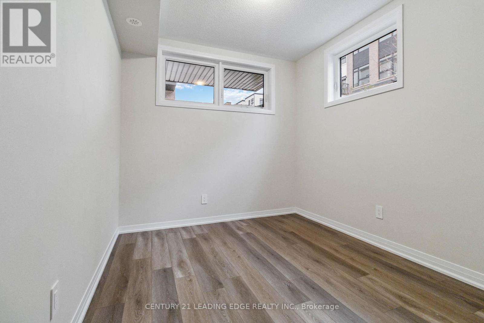 128 - 1569 Rose Way, Milton, Ontario  L9E 1N4 - Photo 29 - W12930168