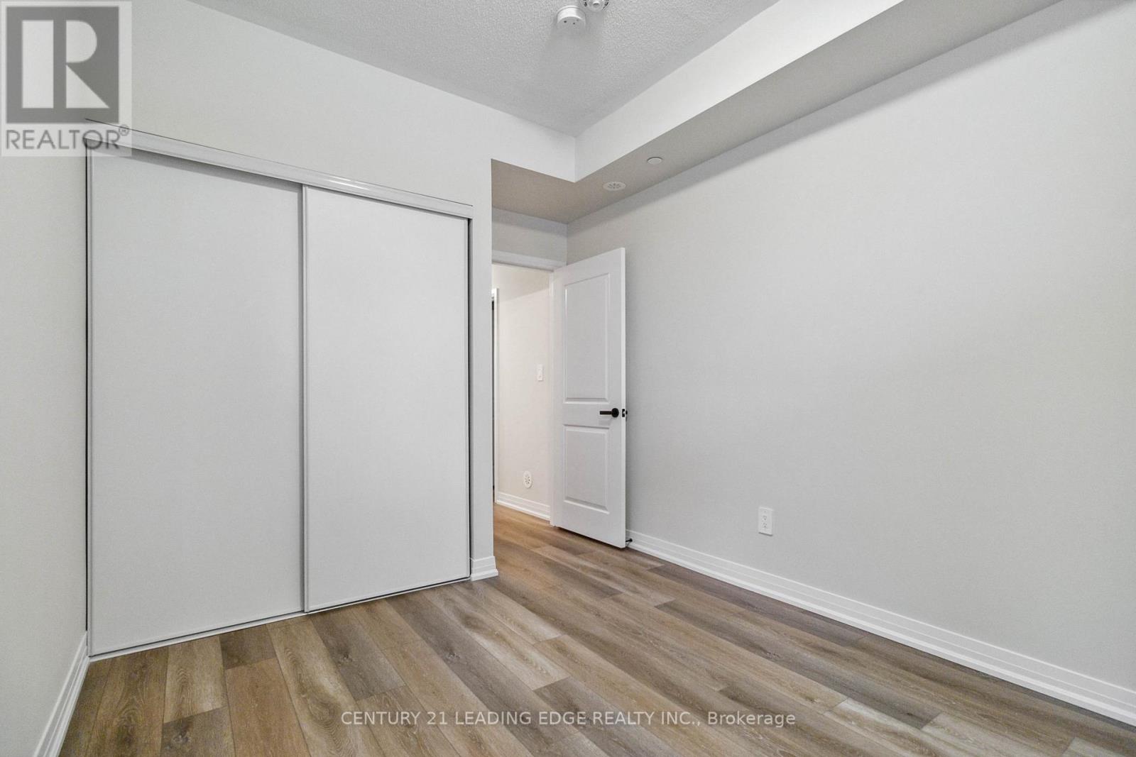 128 - 1569 Rose Way, Milton, Ontario  L9E 1N4 - Photo 31 - W12930168