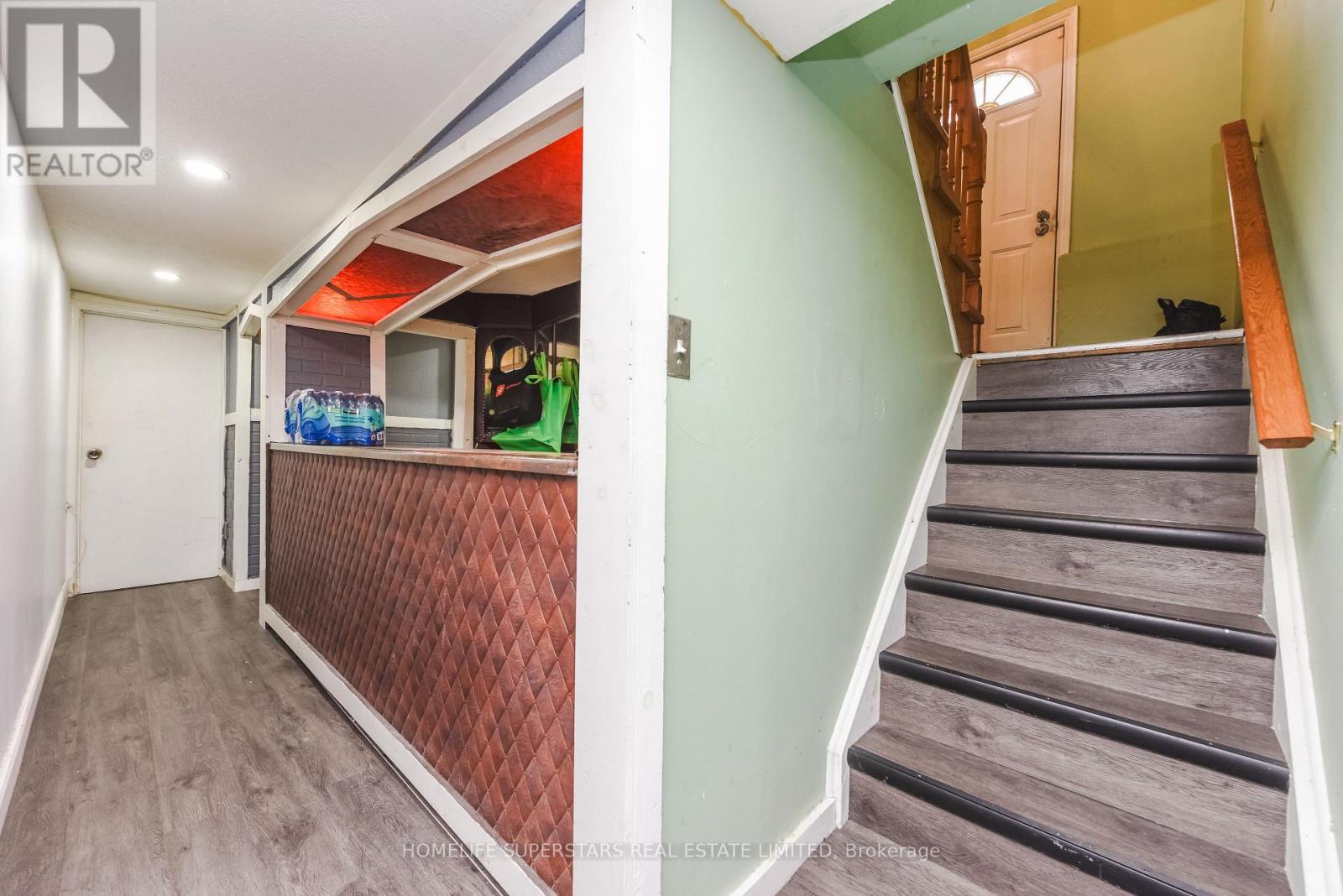 7608 Benavon Road, Mississauga, Ontario  L4T 3G3 - Photo 37 - W12930186