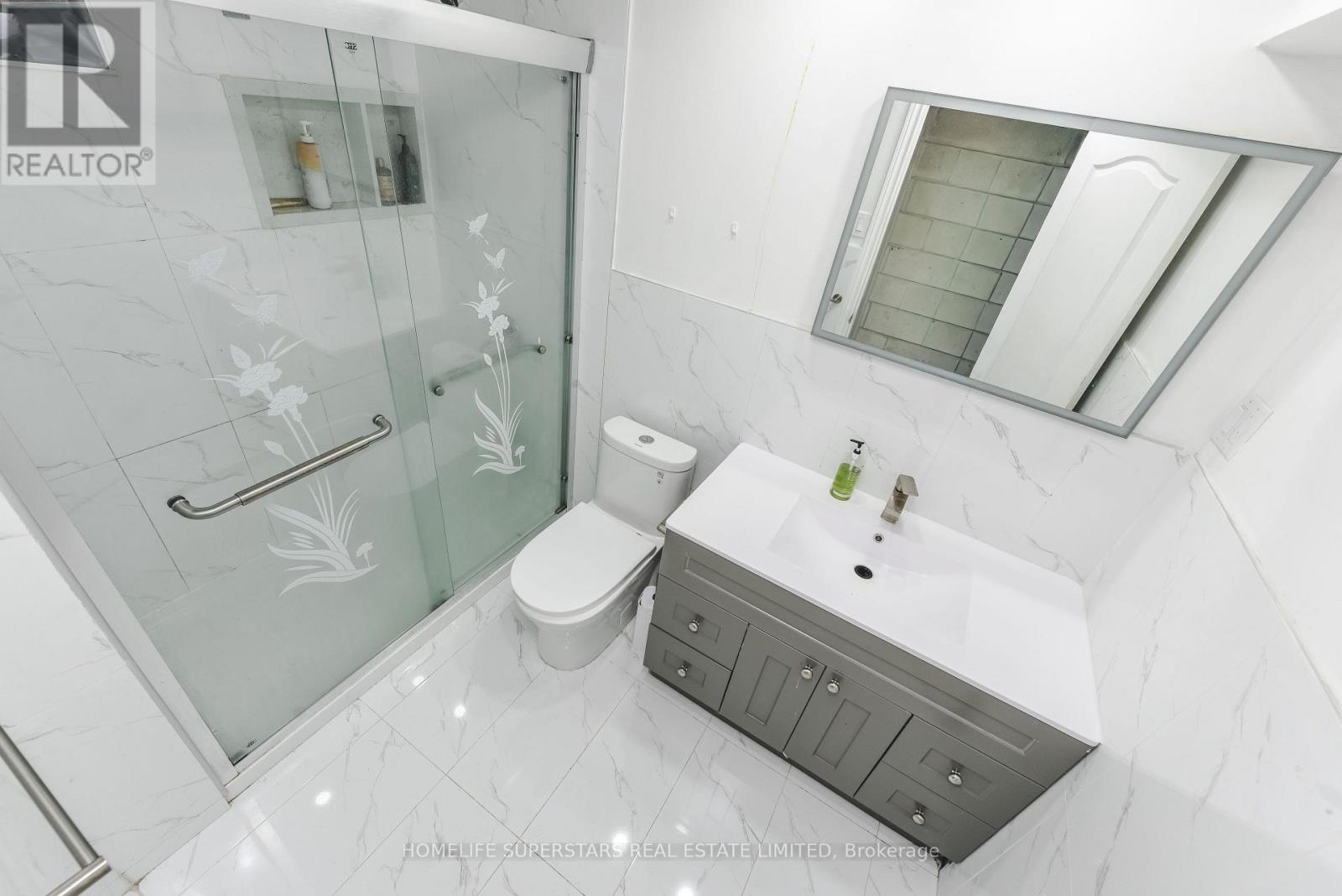 7608 Benavon Road, Mississauga, Ontario  L4T 3G3 - Photo 39 - W12930186