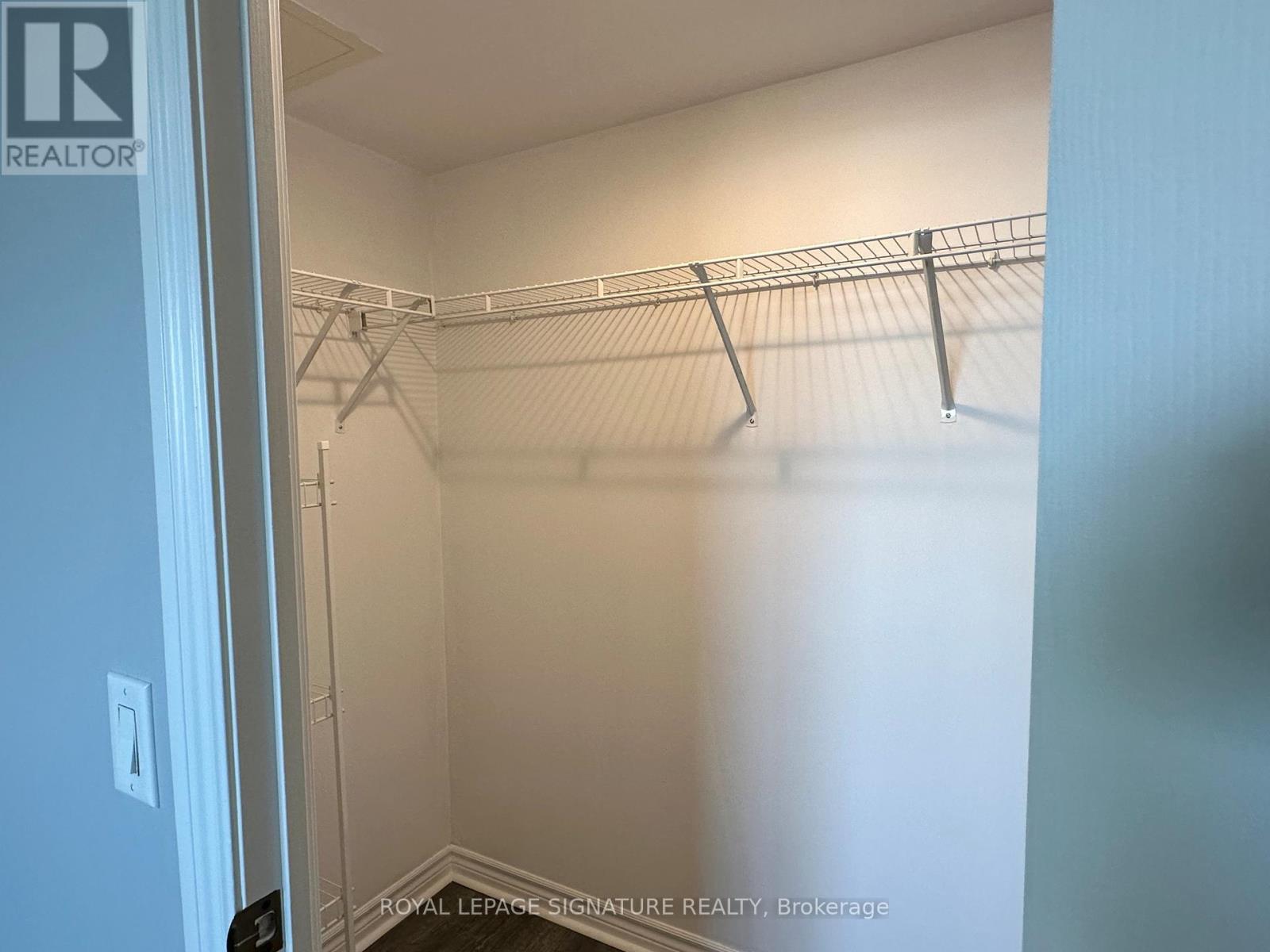 822 - 700 Humberwood Boulevard, Toronto (West Humber-Clairville), Ontario  M9W 7J4 - Photo 13 - W12930202