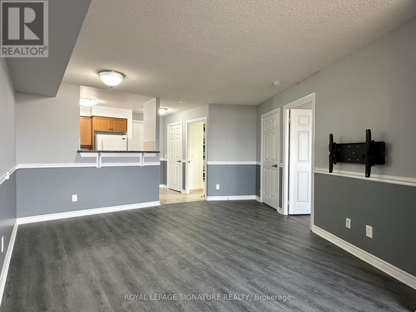 822 - 700 Humberwood Boulevard, Toronto (West Humber-Clairville), Ontario  M9W 7J4 - Photo 7 - W12930202