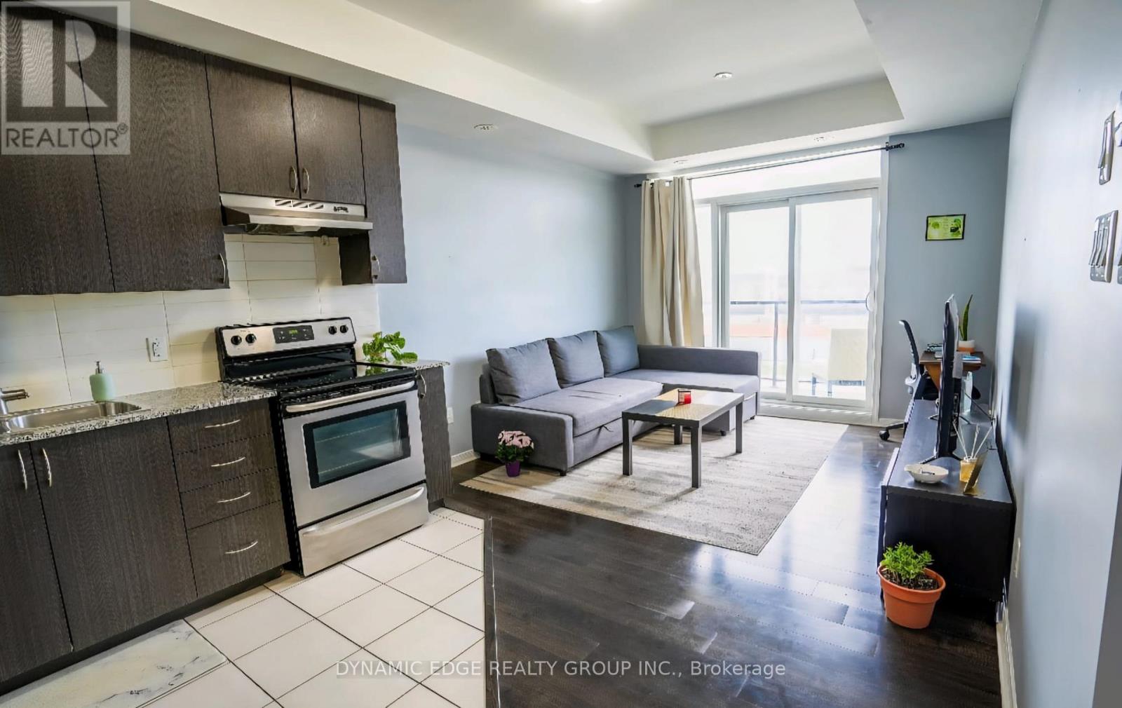 306 - 54 Sky Harbour Drive N, Brampton (Bram West), Ontario  L6Y 6B9 - Photo 5 - W12930214