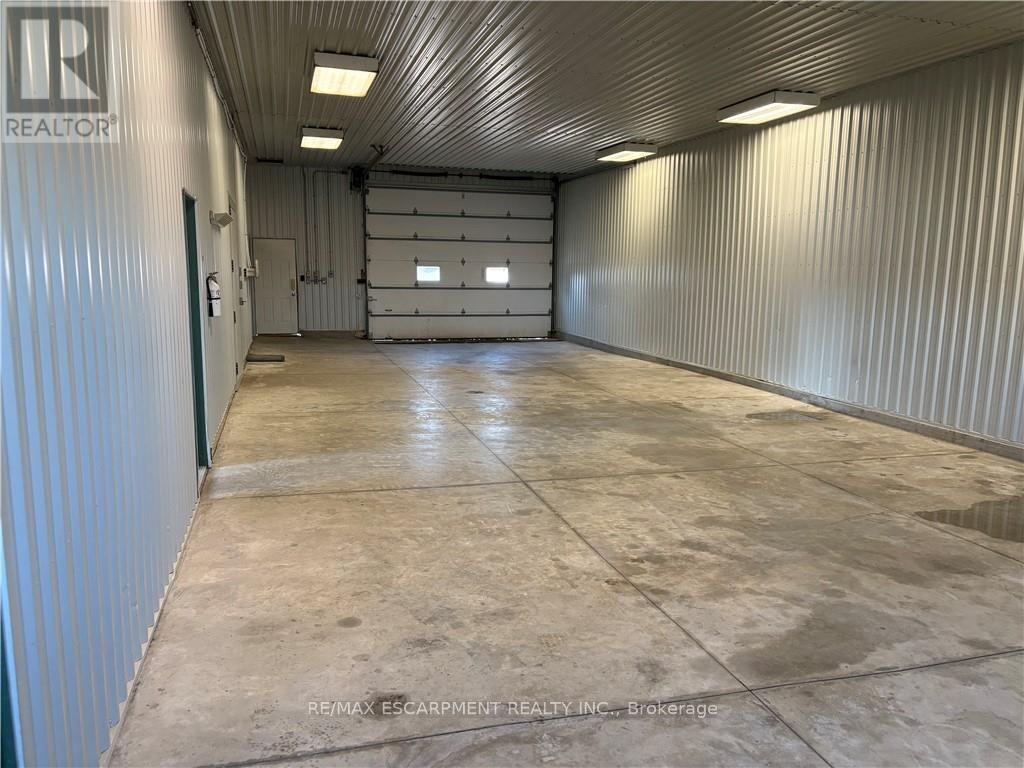 B - 37 Carter Road, Haldimand (Dunnville), Ontario  N1A 2W2 - Photo 5 - X12929982