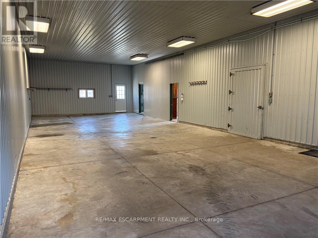 B - 37 Carter Road, Haldimand (Dunnville), Ontario  N1A 2W2 - Photo 7 - X12929982