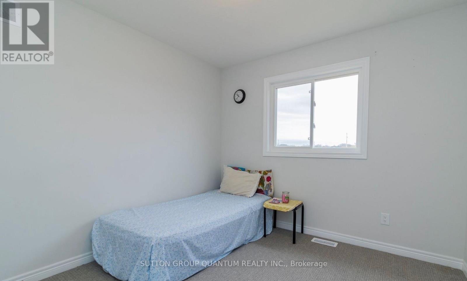 45 Sycamore Street, Welland (West Welland), Ontario  L3C 0H8 - Photo 15 - X12930006