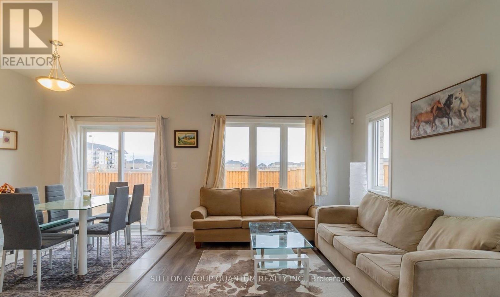 45 Sycamore Street, Welland (West Welland), Ontario  L3C 0H8 - Photo 4 - X12930006