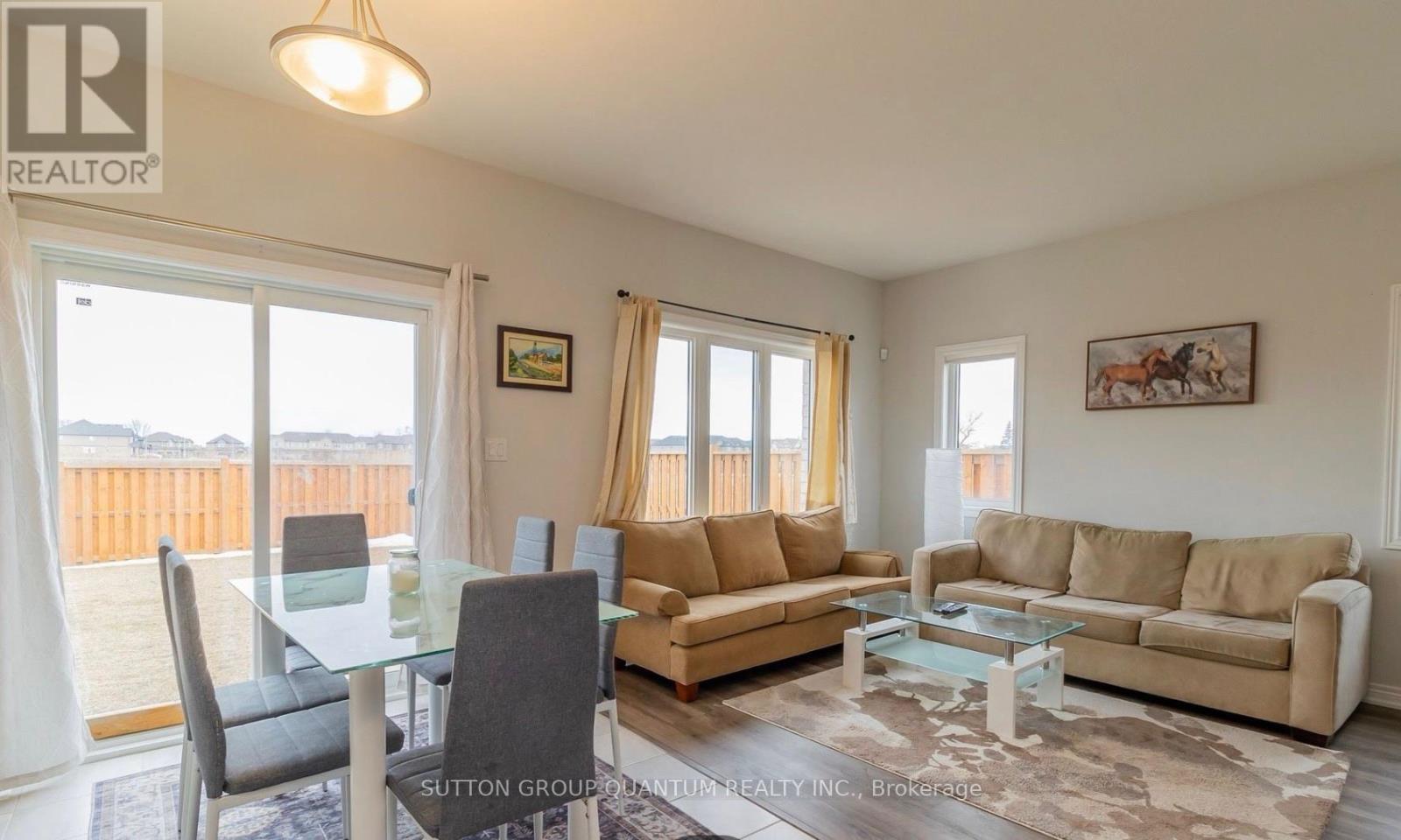 45 Sycamore Street, Welland (West Welland), Ontario  L3C 0H8 - Photo 5 - X12930006