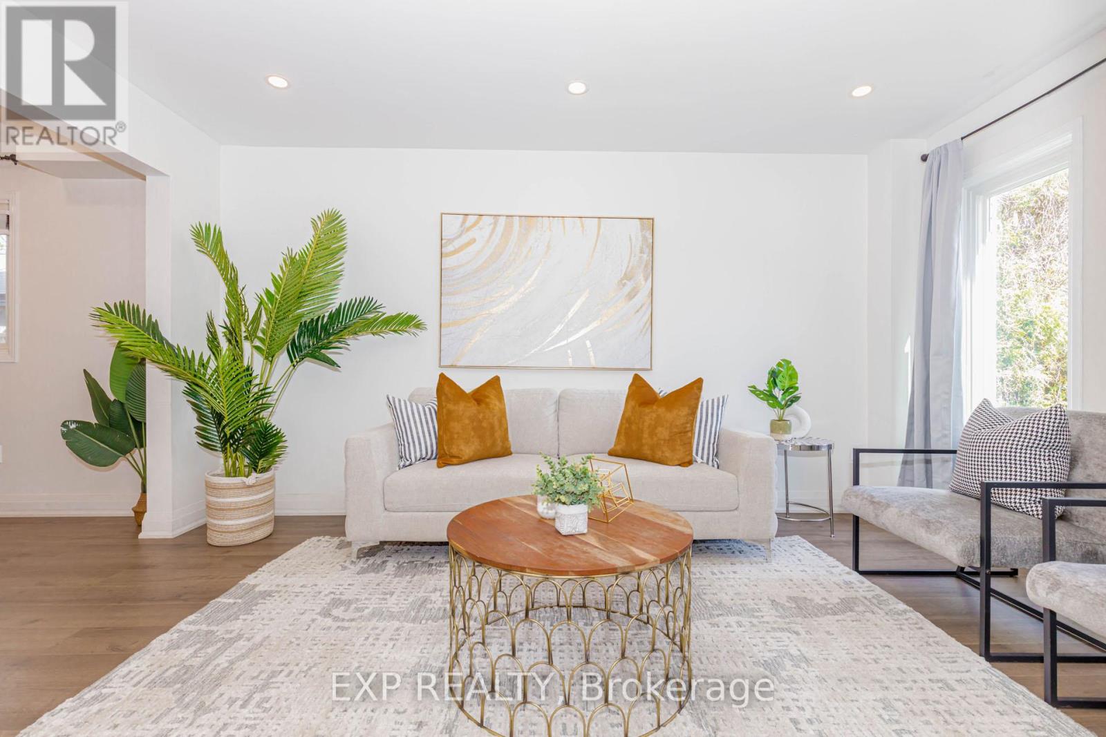 33 Meaghan Street, Hamilton, Ontario  L8B 0H5 - Photo 8 - X12930028