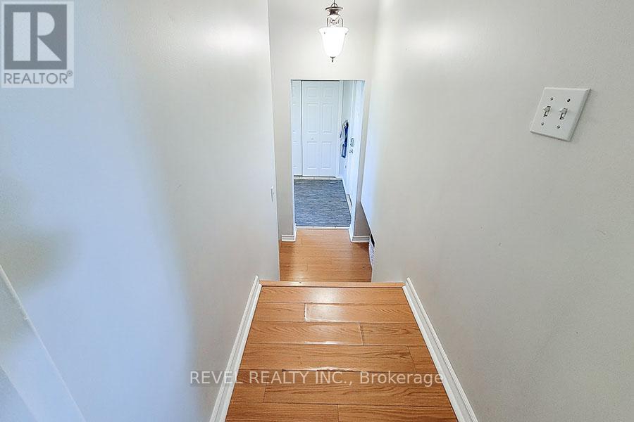 25 Buckingham Street, Brantford, Ontario  N3R 3A9 - Photo 19 - X12930124