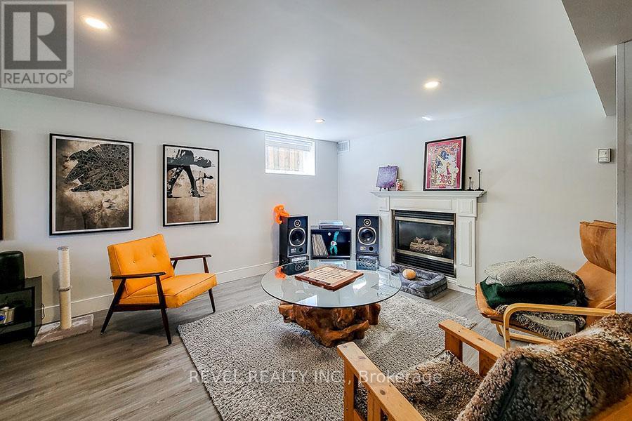 25 Buckingham Street, Brantford, Ontario  N3R 3A9 - Photo 24 - X12930124