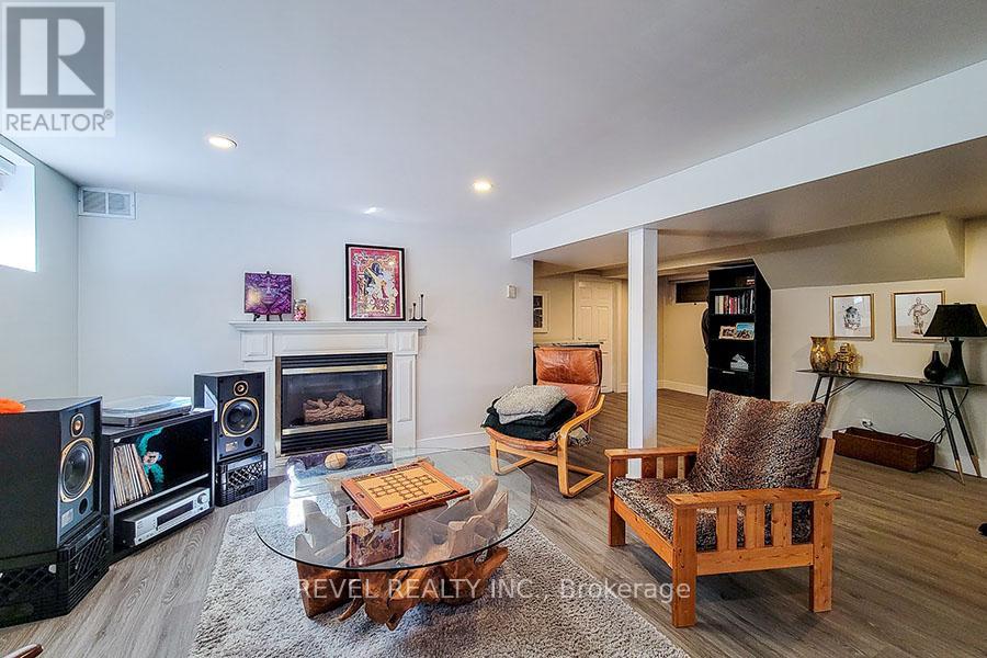 25 Buckingham Street, Brantford, Ontario  N3R 3A9 - Photo 25 - X12930124