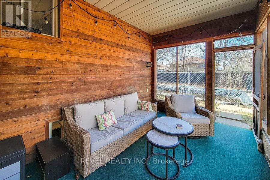 25 Buckingham Street, Brantford, Ontario  N3R 3A9 - Photo 35 - X12930124