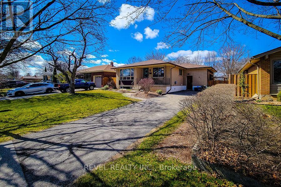 25 Buckingham Street, Brantford, Ontario  N3R 3A9 - Photo 4 - X12930124