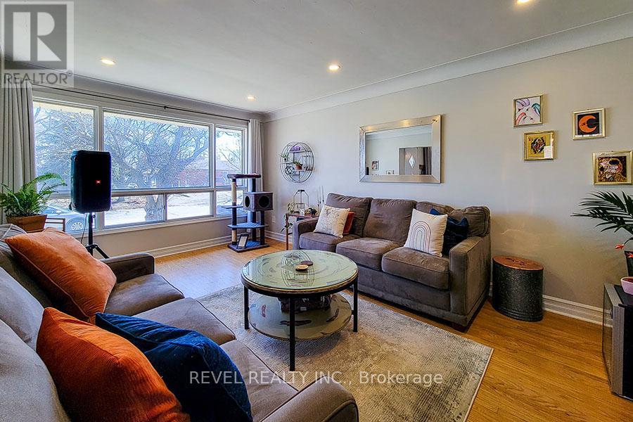 25 Buckingham Street, Brantford, Ontario  N3R 3A9 - Photo 7 - X12930124