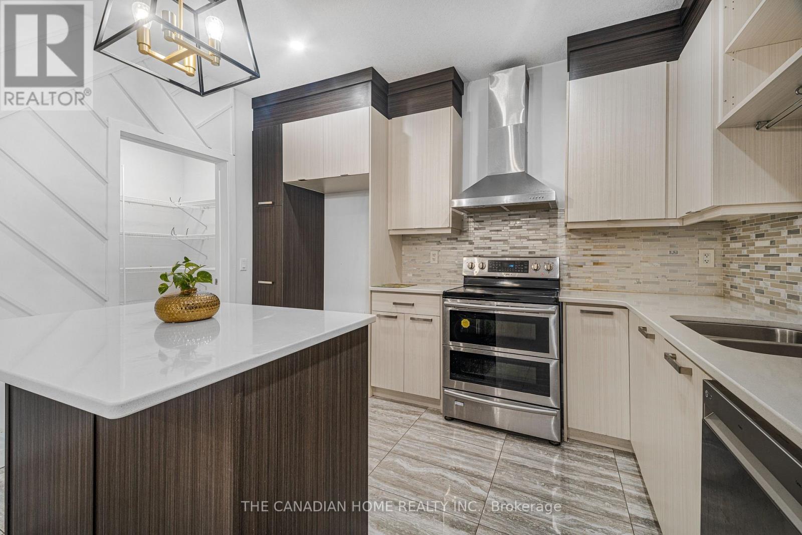 3395 Regiment Road, London South, Ontario  N6P 0H2 - Photo 17 - X12930132