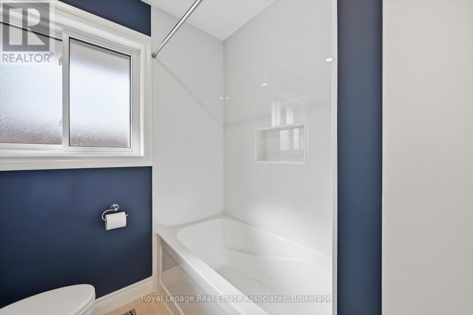 26 Geneva Drive, Hamilton, Ontario  L9C 3Z5 - Photo 20 - X12930162