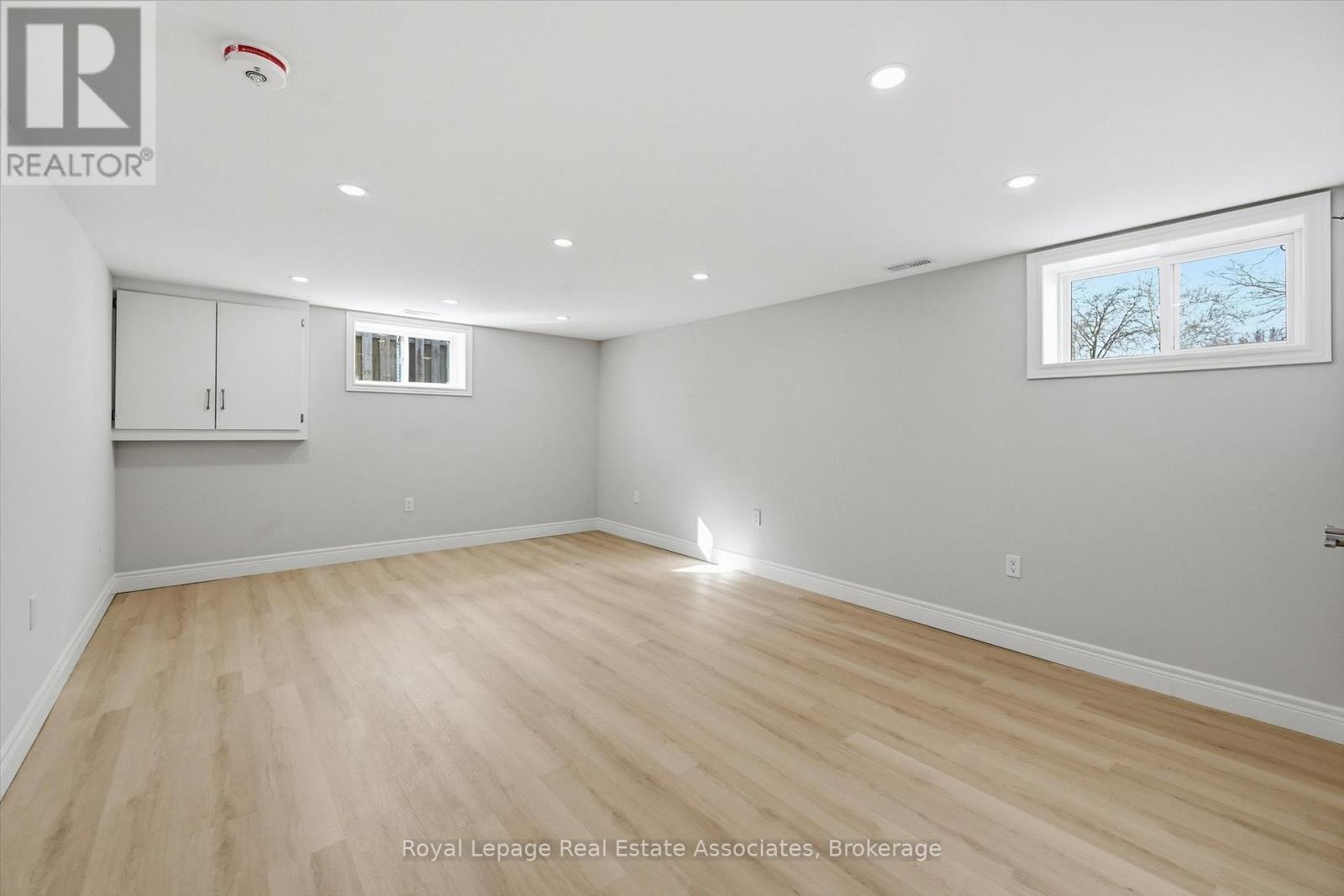 26 Geneva Drive, Hamilton, Ontario  L9C 3Z5 - Photo 28 - X12930162