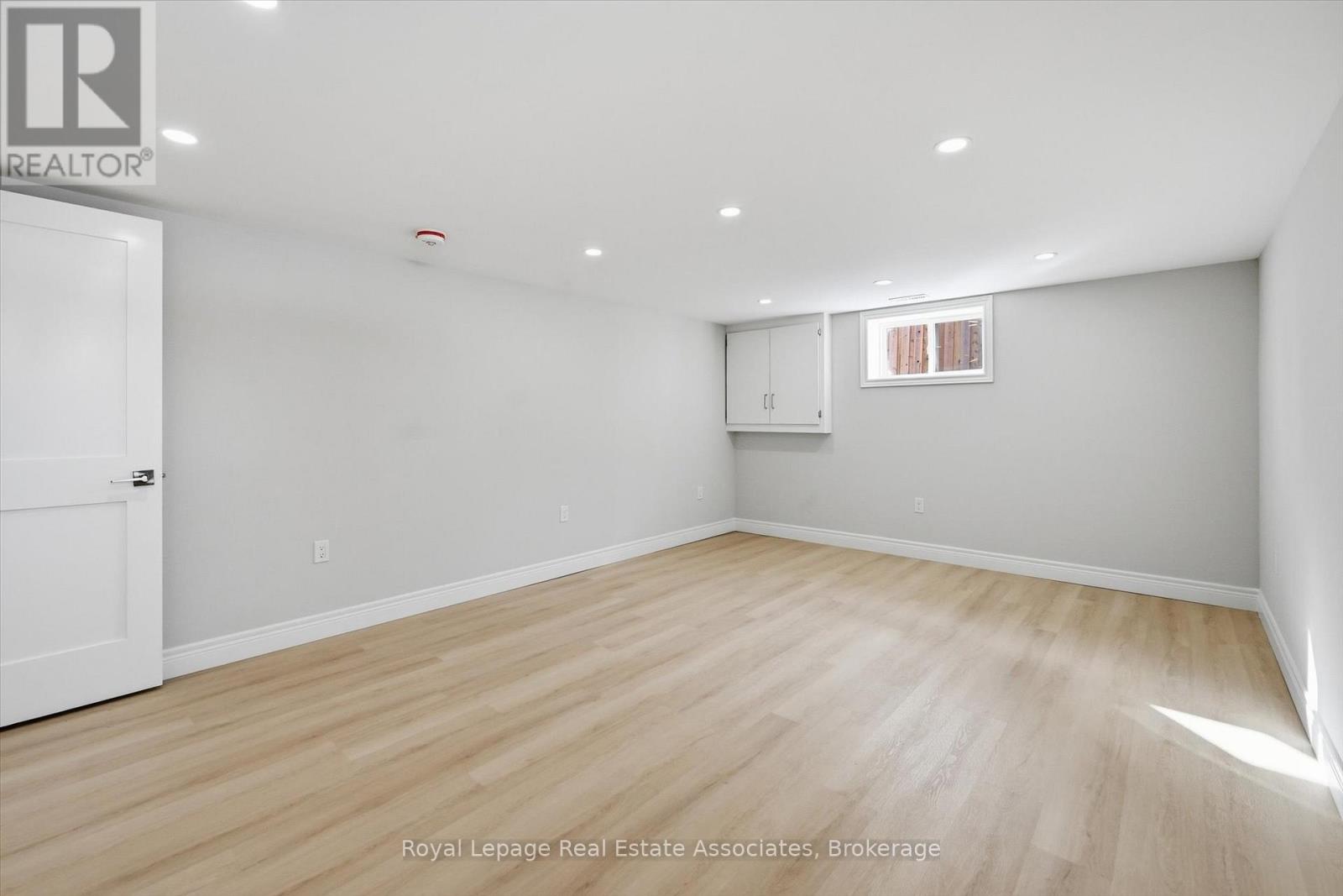 26 Geneva Drive, Hamilton, Ontario  L9C 3Z5 - Photo 31 - X12930162