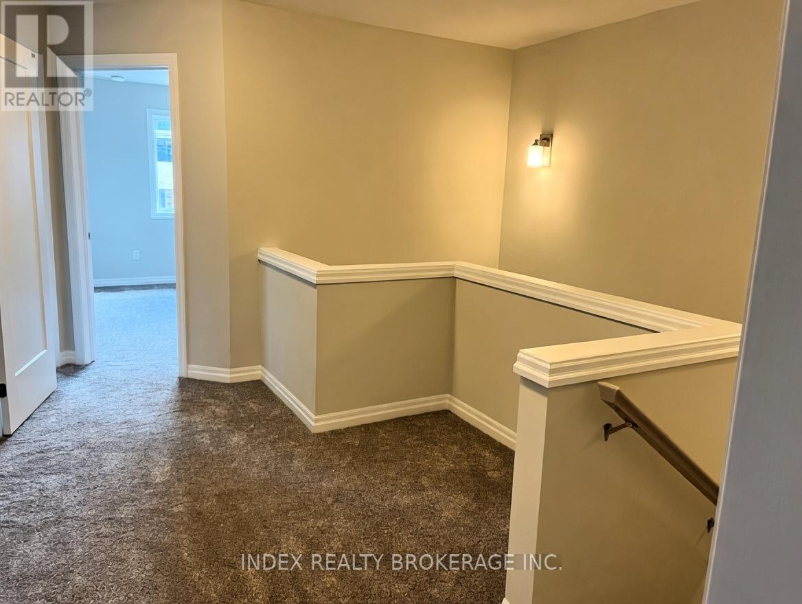 30 Keba Crescent, Tillsonburg, Ontario  N4G 0K7 - Photo 11 - X12930174