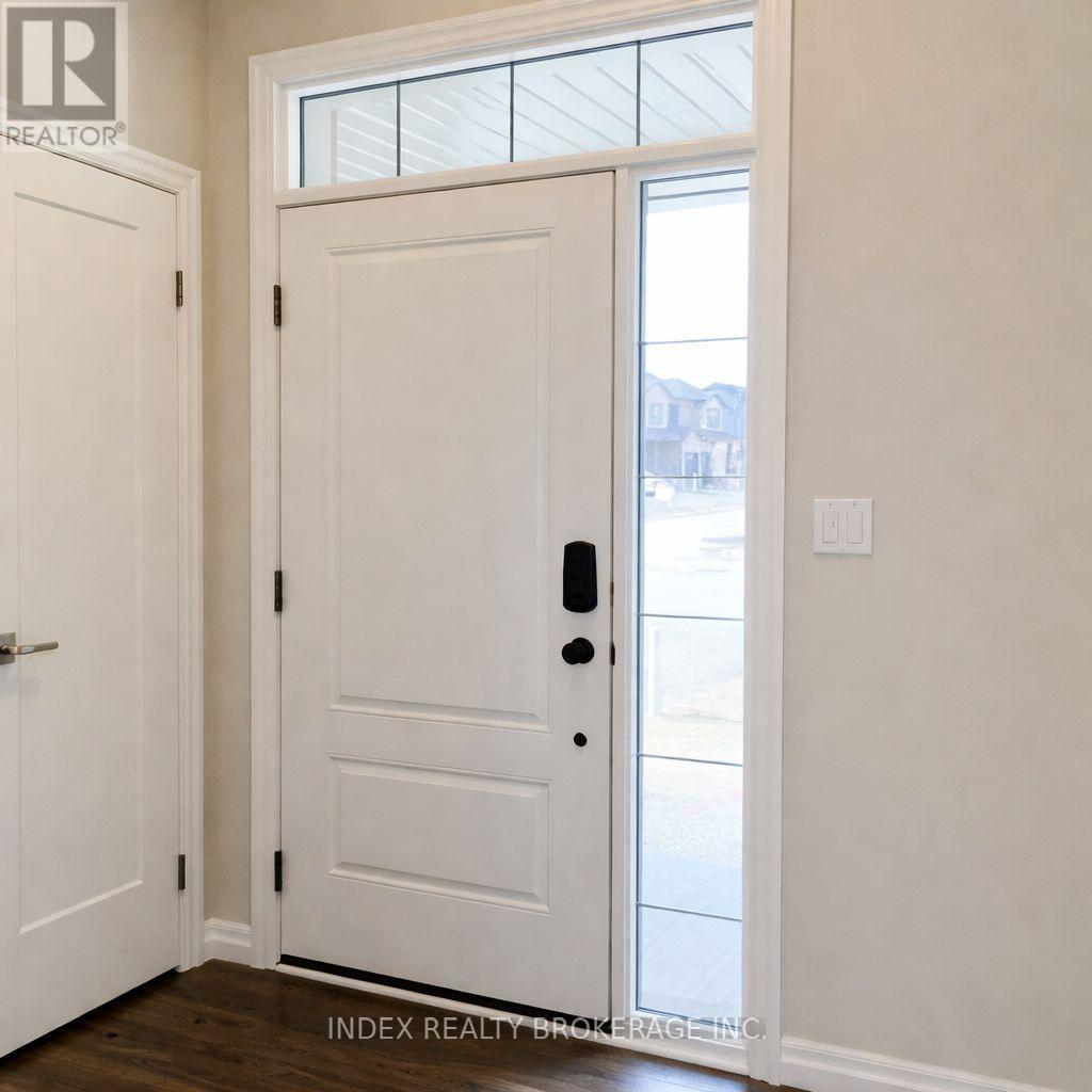 30 Keba Crescent, Tillsonburg, Ontario  N4G 0K7 - Photo 12 - X12930174