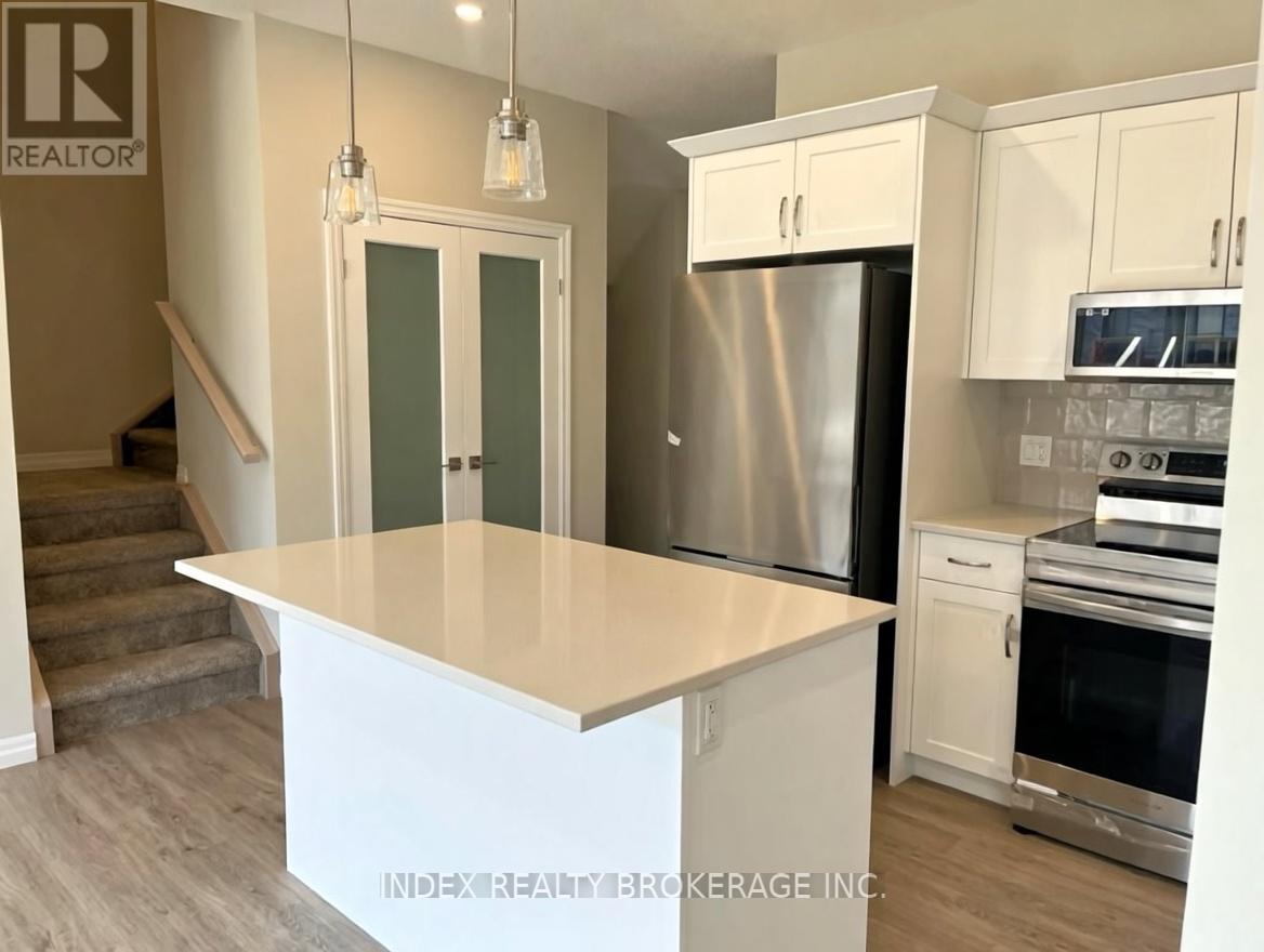 30 Keba Crescent, Tillsonburg, Ontario  N4G 0K7 - Photo 17 - X12930174