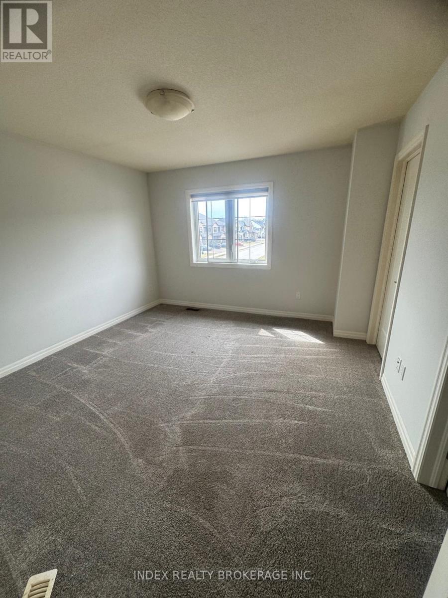 30 Keba Crescent, Tillsonburg, Ontario  N4G 0K7 - Photo 9 - X12930174