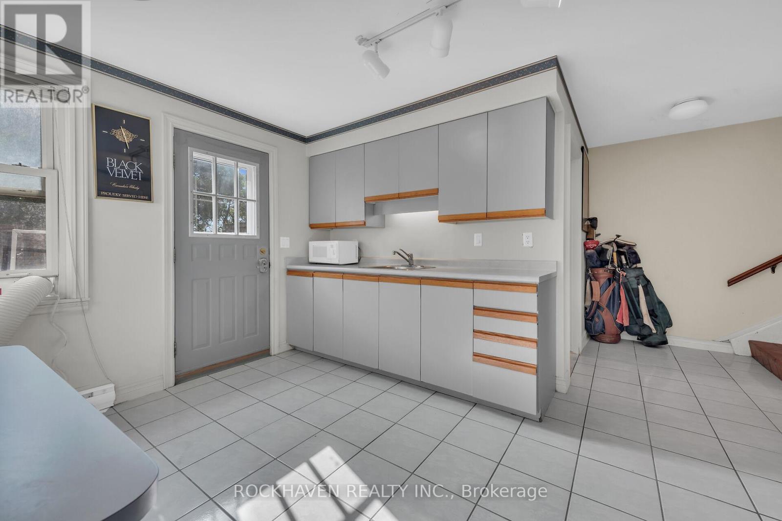 36 Macklin Street N, Hamilton, Ontario  L8S 3S1 - Photo 15 - X12930176