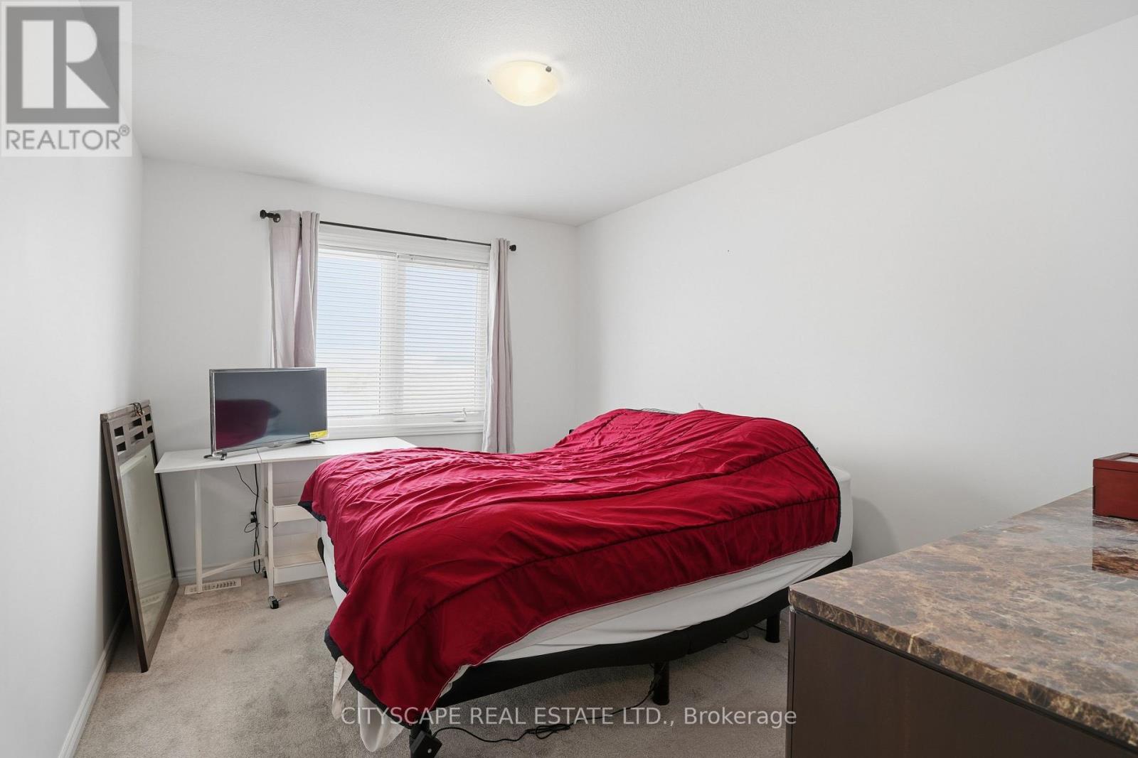 35 Woodedge Circle, Kitchener, Ontario  N2R 0P8 - Photo 20 - X12930206