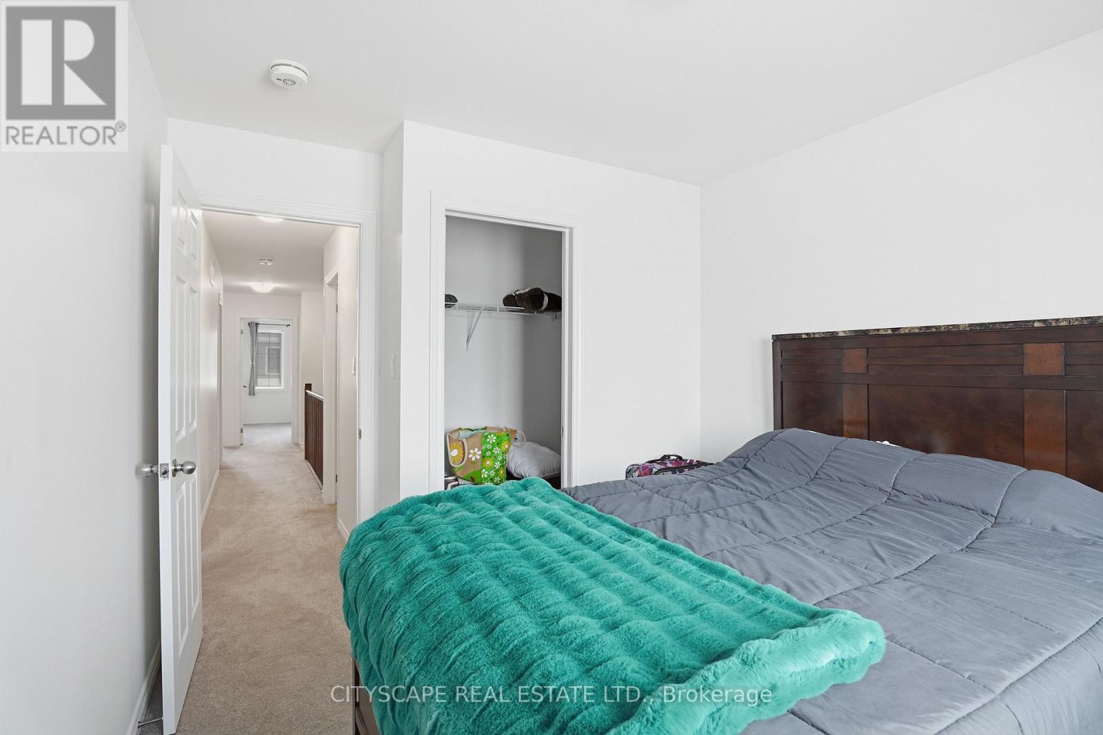 35 Woodedge Circle, Kitchener, Ontario  N2R 0P8 - Photo 22 - X12930206