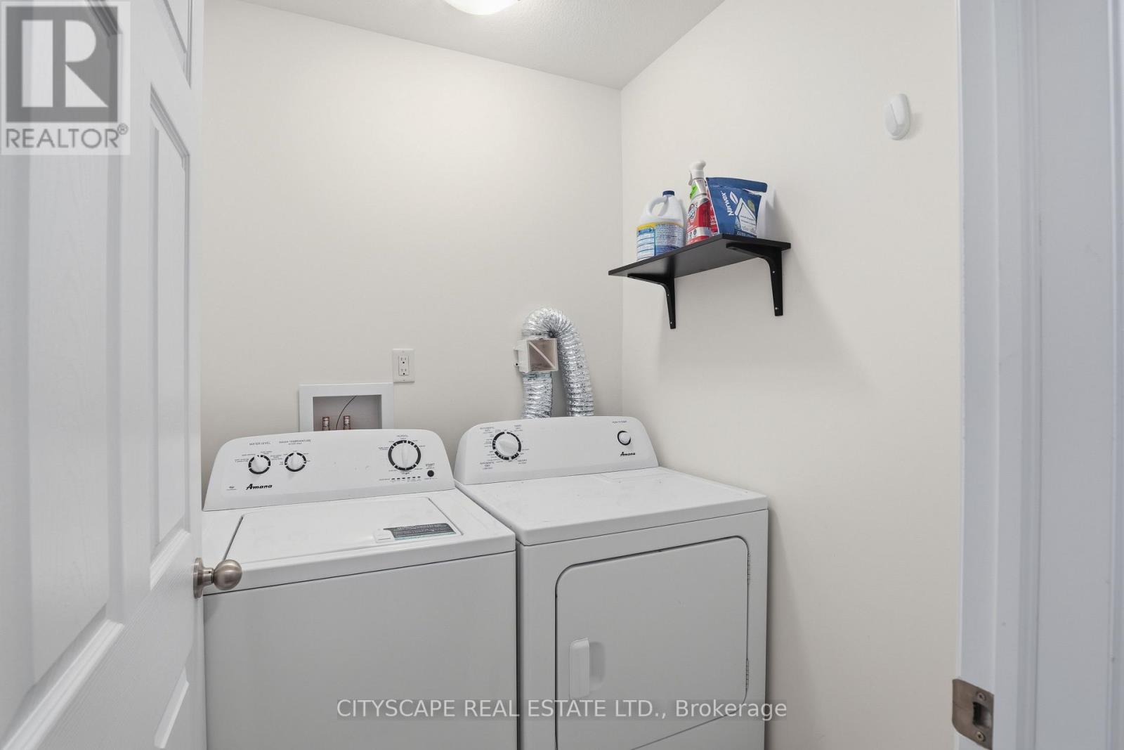 35 Woodedge Circle, Kitchener, Ontario  N2R 0P8 - Photo 25 - X12930206