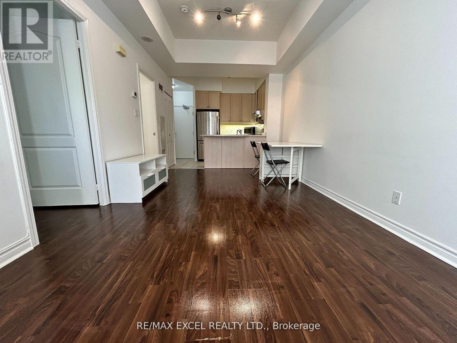 Gv18 - 8 Rean Drive, Toronto (Bayview Village), Ontario  M2K 3B9 - Photo 3 - C12749724