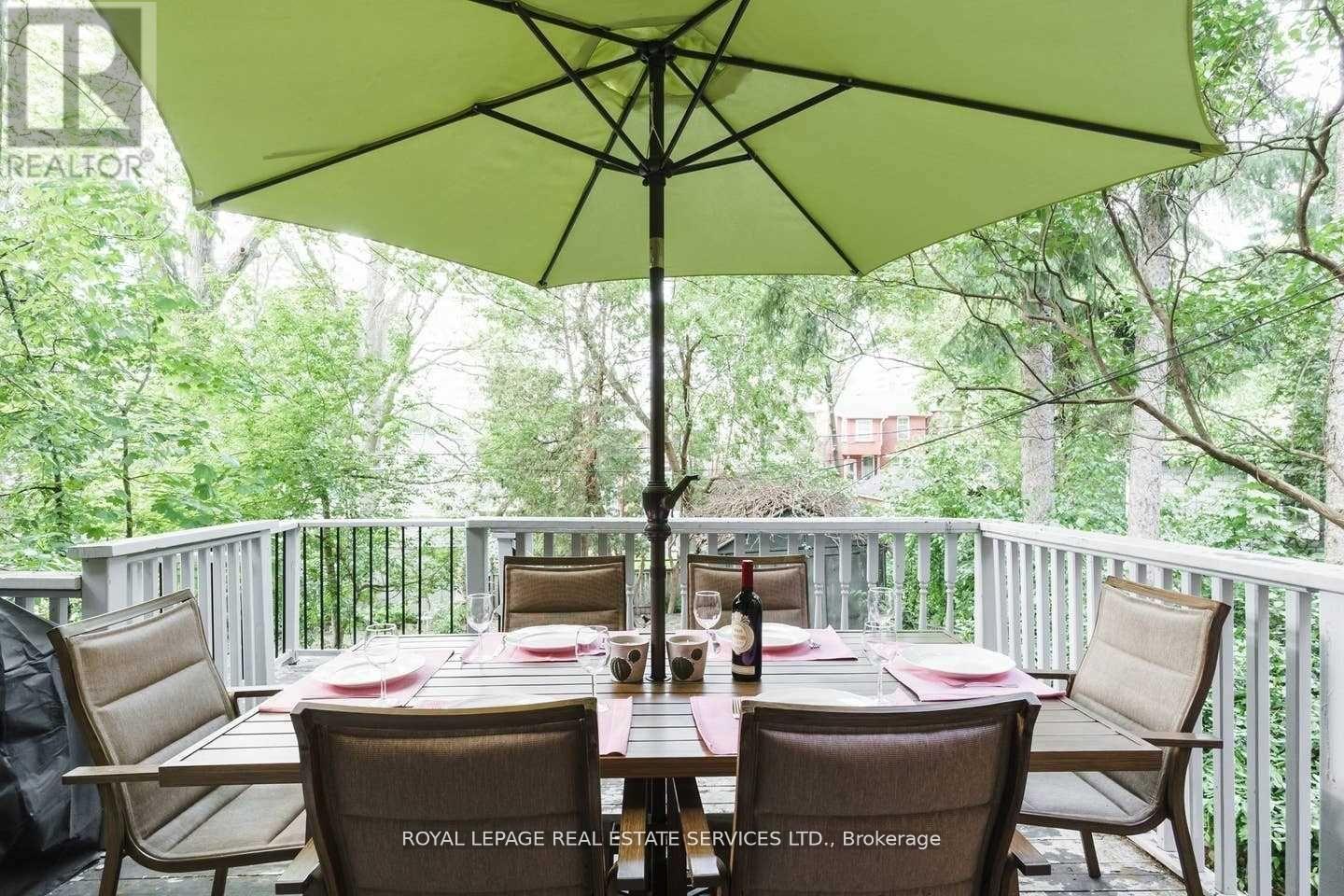 110 Manor Road E, Toronto, Ontario  M4S 1P8 - Photo 17 - C12928626