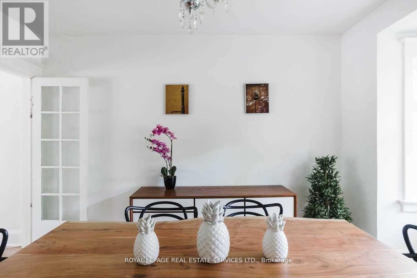 110 Manor Road E, Toronto, Ontario  M4S 1P8 - Photo 6 - C12928626