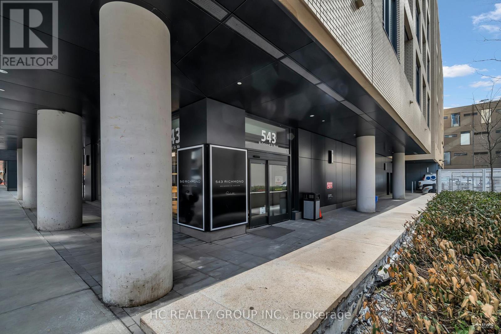 823 - 543 Richmond Street W, Toronto, Ontario  M5V 0W9 - Photo 2 - C12928638