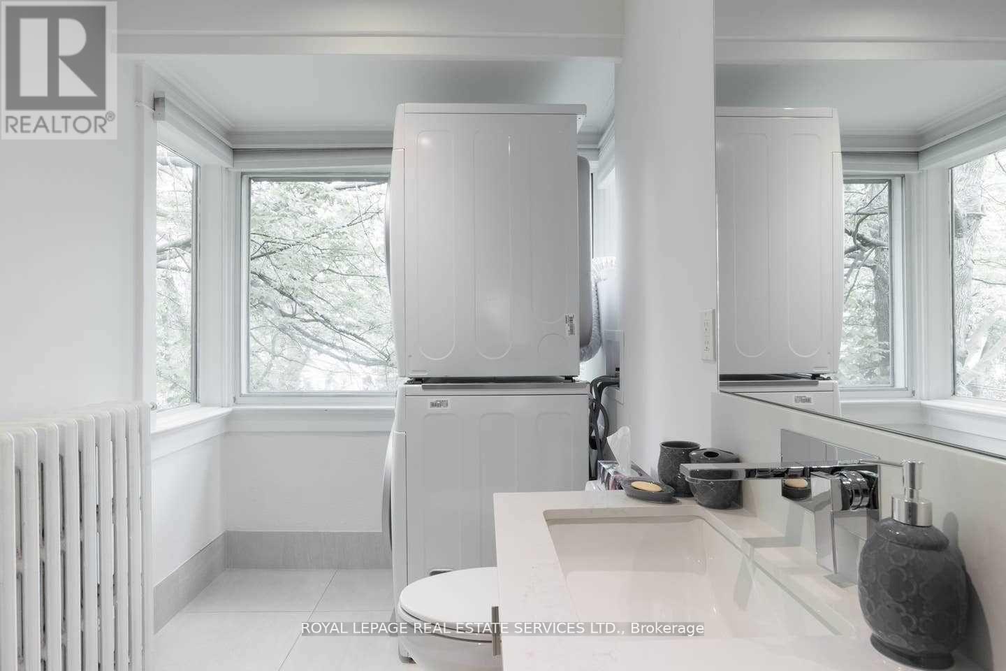 110 Manor Road E, Toronto, Ontario  M4S 1P8 - Photo 3 - C12928626