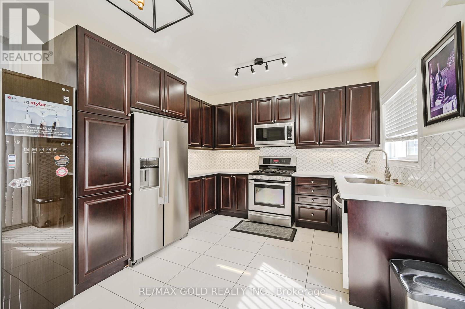 7 Bellotti Crescent, Ajax, Ontario  L1Z 0M2 - Photo 14 - E12928660