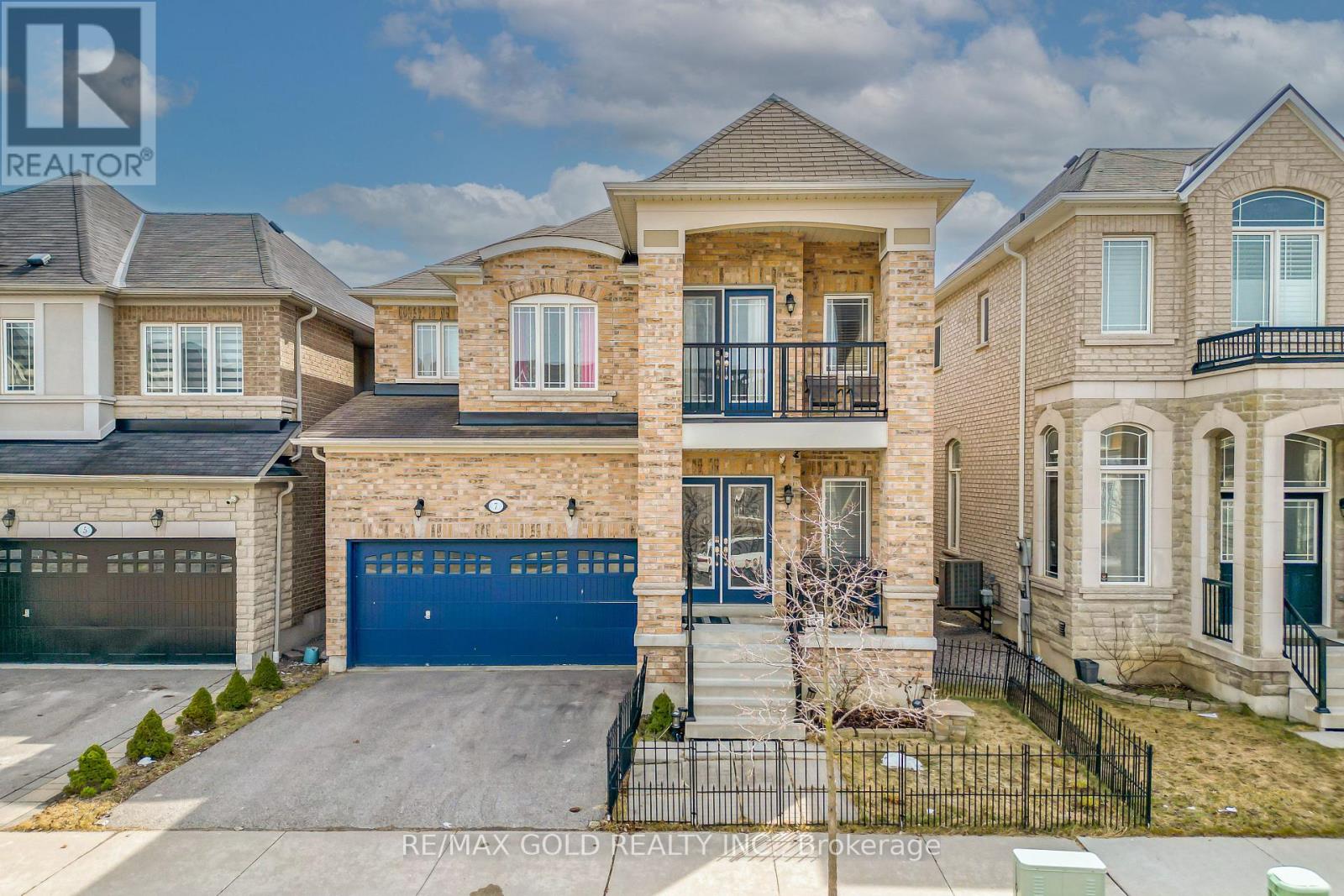 7 Bellotti Crescent, Ajax, Ontario  L1Z 0M2 - Photo 2 - E12928660